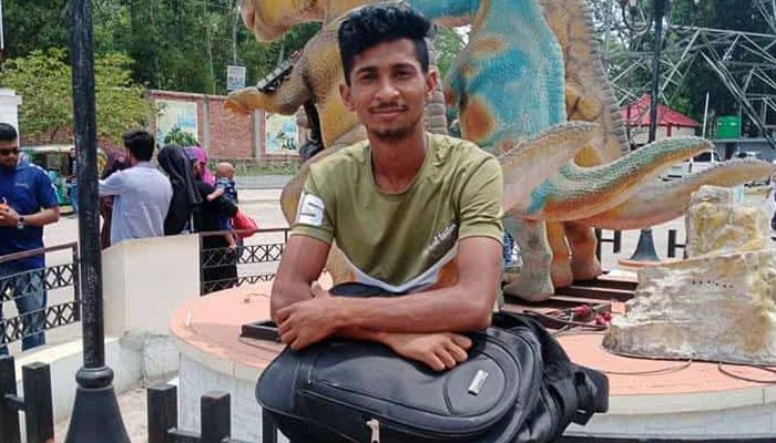 পরকীয়ার প্রতিবাদ করায় যুবকের প্রাণ গেল