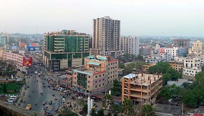 সিলেটে ভেঙে ফেলা হচ্ছে ২৩ ঝুঁকিপূর্ণ ভবন