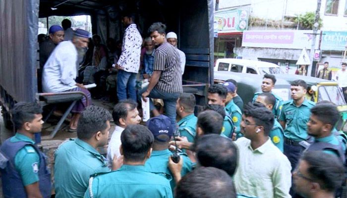 সিলেটে বাসদের কার্যালয় থেকে ২২ নেতাকর্মী আটক