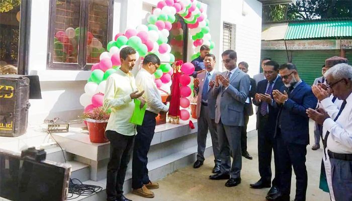 টাঙ্গাইল আদালতে বিচারপ্রার্থীদের জন্য বিশ্রামাগার ‘ন্যায়কুঞ্জ’ উদ্বোধন