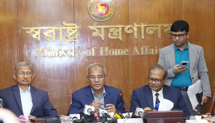হাদি হত্যায় জড়িতদের বিচারে সর্বোচ্চ অগ্রাধিকার : স্বরাষ্ট্র উপদেষ্টা