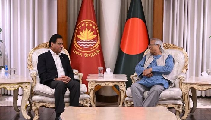 প্রধান উপদেষ্টার সঙ্গে পাকিস্তানের স্পিকারের সাক্ষাৎ