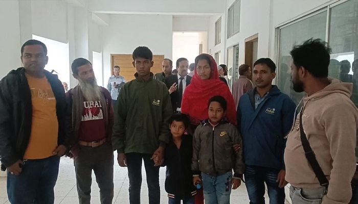 ৬ ভারতীয়র এখনই দেশে ফেরা হচ্ছে না