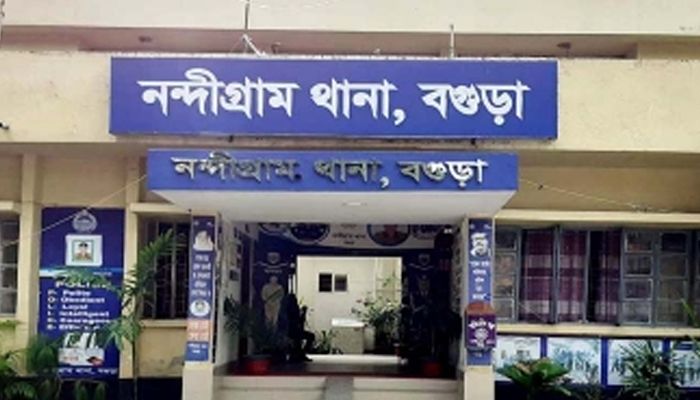 সরকারি গাছ কাটা নিষেধ করায় হামলা