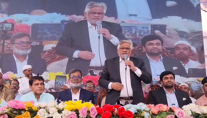 আগামী নির্বাচন ও সংকট মোকাবেলায় খালেদা জিয়ার নেতৃত্ব জরুরি: আমানউল্লাহ
