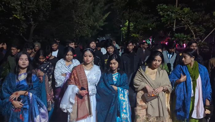 কনসার্টে বাধায় ববিতে গভীর রাতে ছাত্রদলের মিছিল