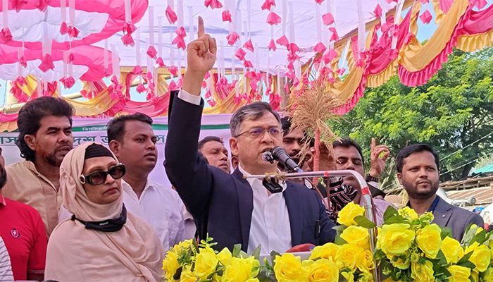 সার্বভৌমত্ব ও জাতীয় ঐক্যের প্রতীক বেগম খালেদা জিয়া : সালাহউদ্দিন আহমদ