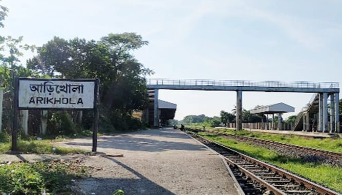 ট্রেনে কাটা পড়ে নানি-নাতনিসহ তিনজনের মৃত্যু
