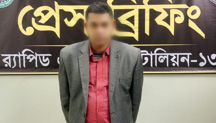 ধর্ষণ মামলার পলাতক আসামি রংপুরে র‌্যাবের হাতে গ্রেপ্তার