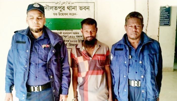 কবরস্থানে নিয়ে মাদ্রাসা ছাত্রীকে ধর্ষণের অভিযোগে ভ্যান চালক আটক