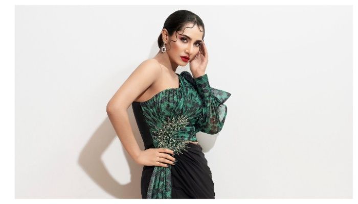 ফারিনের ‘রং নাম্বার’