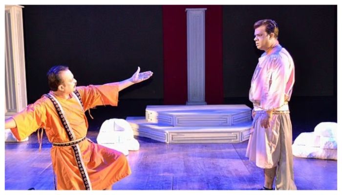 শিল্পকলায় নবীন-প্রবীণ নাট্যমেলা