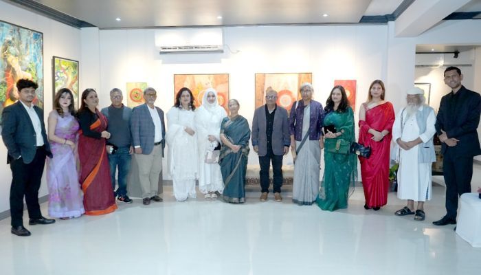 শেকড়ে ফেরার টান দেশ আর্ট গ্যালারিতে