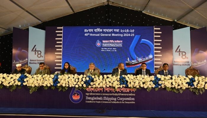 'মাফিয়া চক্র' চট্টগ্রাম বন্দরের বিনিয়োগ বাধাগ্রস্ত করে রেখেছে: নৌ পরিবহন উপদেষ্টা