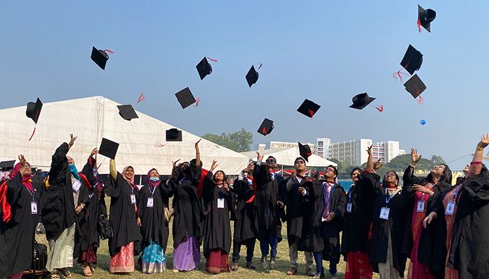 বর্জনের ডাকের মধ্যেই রাবিতে দ্বাদশ সমাবর্তন অনুষ্ঠিত