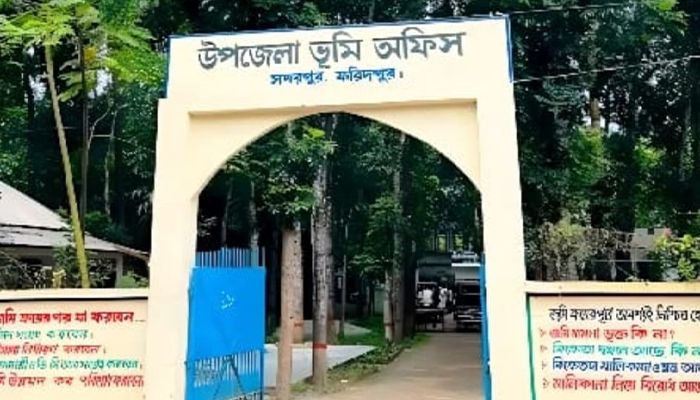 ভুয়া দাখিলায় জমি রেজিস্ট্রির চেষ্টায় মামলা 