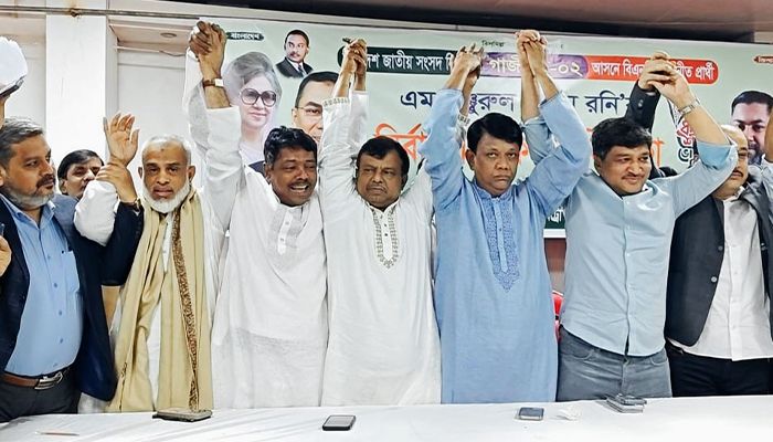 টঙ্গীতে ধানের শীষের সমর্থনে একমঞ্চে ৭ মনোনয়নপ্রত্যাশী