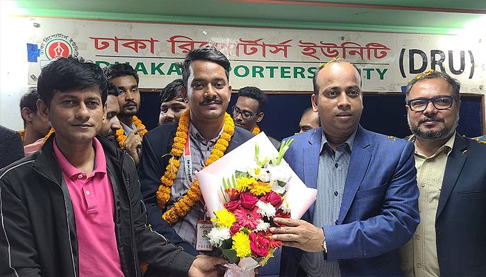   এমআরইউ’র নতুন নেতৃত্বে শাহরিয়ার নাঈম ও মিসবাহ উদ্দিন