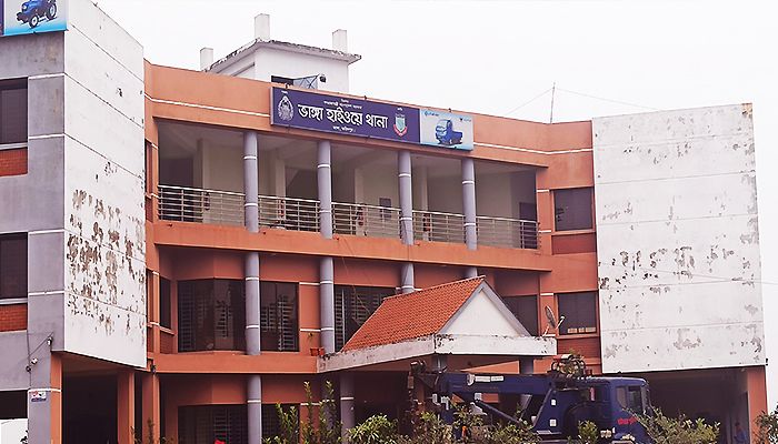 ভাঙ্গায় ট্রাক-অ্যাম্বুলেন্স সংঘর্ষে ভগ্নিপতিসহ ভাই-বোন নিহত 