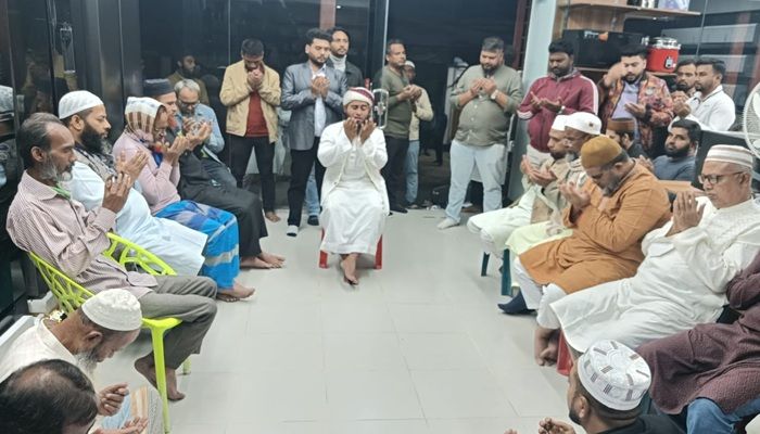 কেরানীগঞ্জের ঘাটারচরে ‘এডভান্স ই-মার্ট’ ইলেকট্রনিক্স শো-রুম উদ্বোধন