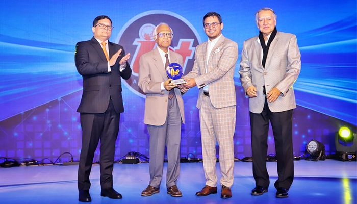 ডিজিটাল কমার্স অফ দ্য ইয়ার পুরস্কার পেল দারাজ বাংলাদেশ