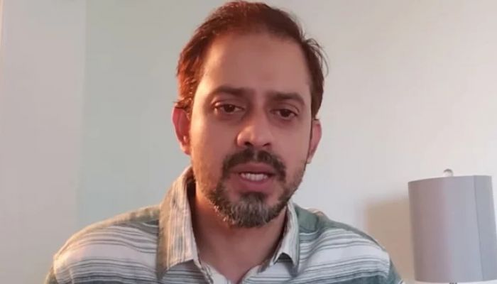 খুঁজে পাওয়া যাচ্ছে না ইলিয়াস হোসেনের ফেসবুক পেজ