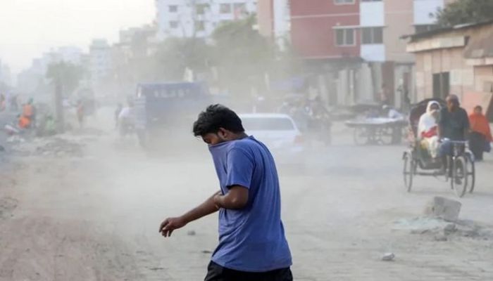 দূষণে শীর্ষে ঢাকা