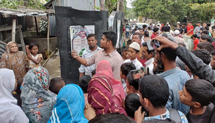 ১৭ বছর কে কোথায় ছিল আমরা তা দেখেছি : হাসনাত আবদুল্লাহ