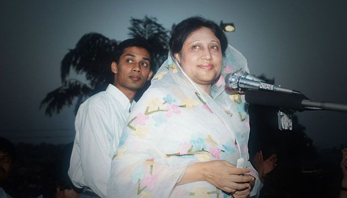 তিন দিনের রাষ্ট্রীয় শোক, বুধবার সাধারণ ছুটি ঘোষণা