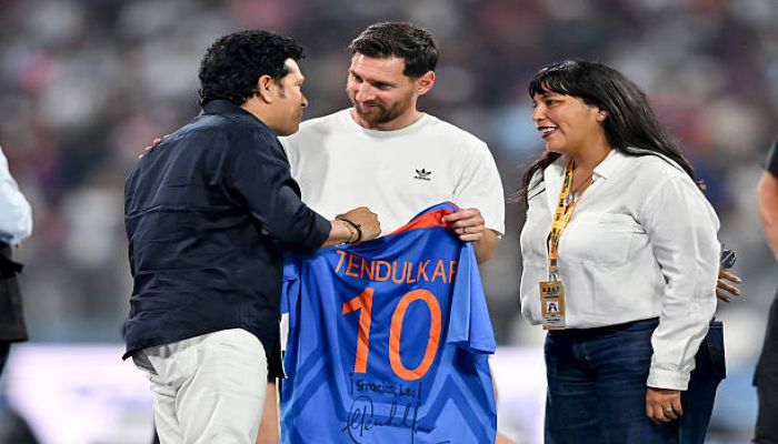 দুই লিজেন্ড ‘নাম্বার টেন’মেসি-টেন্ডুলকার যখন একসঙ্গে