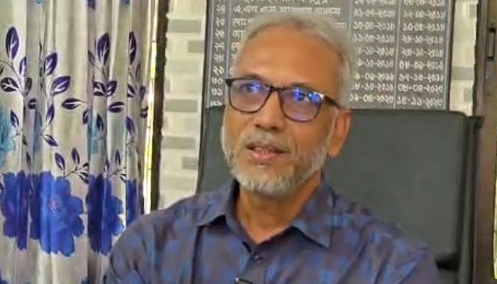প্রাথমিক শিক্ষা অফিসারের ‘অনিয়মে’ অতিষ্ঠ শিক্ষকরা, অপসারণ দাবি