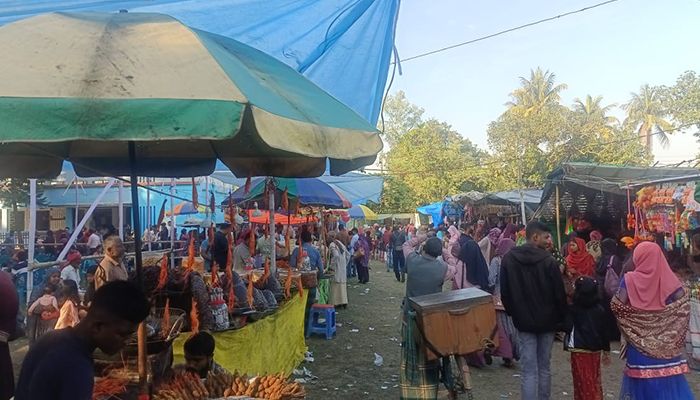 বেগম রোকেয়া দিবসের মেলায় লাখ লাখ টাকা চাঁদাবাজি!