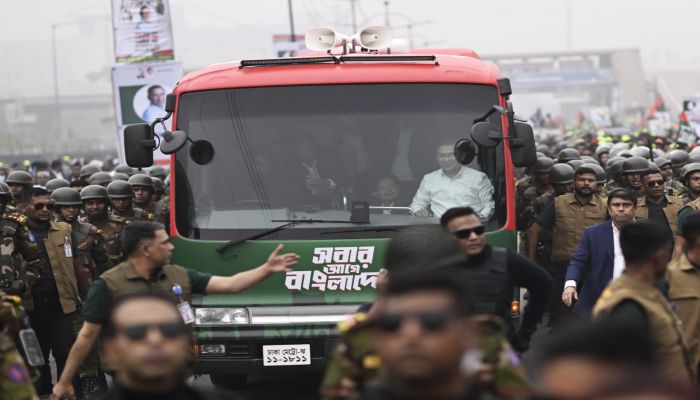সংবর্ধনাস্থলে তারেক রহমান, স্লোগানে মুখর ৩০০ ফিট