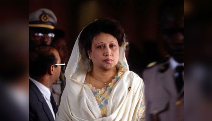সংকটাপন্ন অবস্থায় ভেন্টিলেশনে খালেদা জিয়া : মেডিকেল বোর্ড