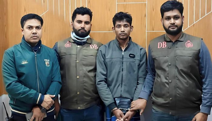স্ত্রীকে হত্যা করে স্বামী নিজেই করল জিডি!