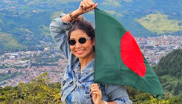 ১৮৪ দেশ ভ্রমণ করে ইতিহাস গড়লেন বাংলাদেশের নাজমুন নাহার