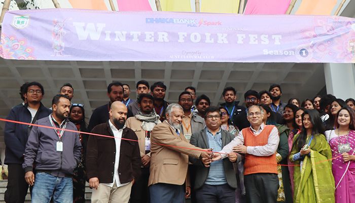 আহ্ছানউল্লা বিজ্ঞান ও প্রযুক্তি বিশ্ববিদ্যালয়ে (এইউএসটি) দুই দিনব্যাপী উইন্টার ফোক ফেস্ট সিজন অনুষ্ঠিত। ছবি: এইউএসটি