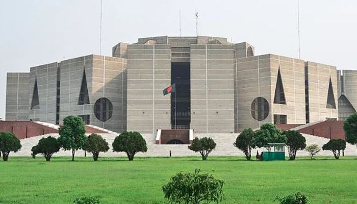 নির্বাচনি আচরণবিধি মেনে চলার আহ্বান ইসির