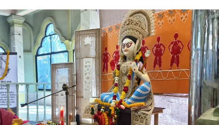 বিদ্যার দেবীর আরাধনায় দেশজুড়ে সরস্বতী পূজা উদযাপিত