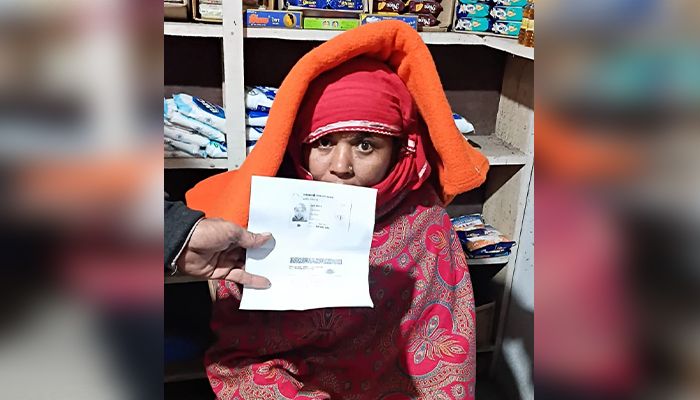 অসহায় মানুষের মাঝে আবু খালেদ ফাউন্ডেশনের কম্বল বিতরণ 
