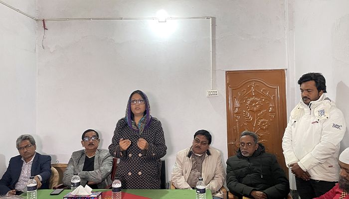 বিএনপির প্রার্থী ব্যারিস্টার পুতুলের সংবাদ সম্মেলন