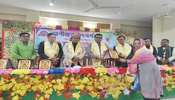 কাপ্তাই ‘সুরের ধারা পরিবার’র অভিষেক ও  গুণীজন সংবর্ধনা সম্পন্ন