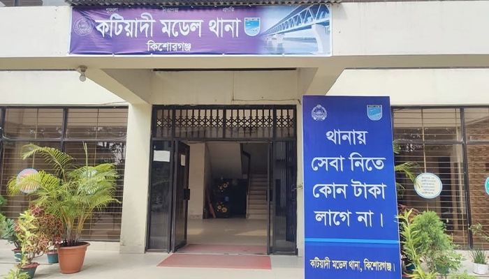 ছেলের ছুরিকাঘাতে প্রাণ গেল বাবার