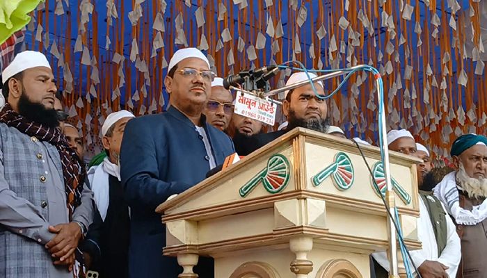 আখিরাতে মুক্তির জন্য হাতপাখায় ভোট দিতে হবে: চরমোনাই পির