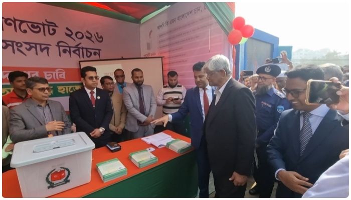 নির্বাচিত সরকার পে স্কেল বাস্তবায়ন করবে বলে আশা প্রকাশ করেছেন অর্থ উপদেষ্টা। ছবি: প্রতিদিনের বাংলাদেশ
