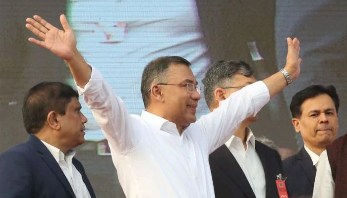 ময়মনসিংহে নির্বাচনি জনসভায় পৌঁছেছেন তারেক রহমান