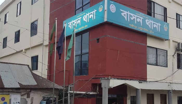 গাজীপুরে ককটেল ফাটিয়ে ডাচ্‌-বাংলা এজেন্টের ২৪ লাখ টাকা ছিনতাই