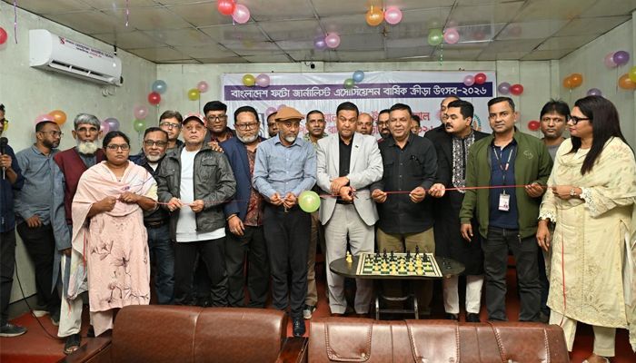 খেলাধুলা ছাড়া সুস্থ জাতি গঠন সম্ভব নয়: কাদের গণি চৌধুরী