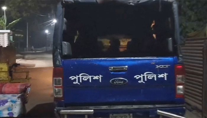 গৃহবধূর গলাকাটা মরদেহ উদ্ধার, স্বামী পুলিশ হেফাজতে