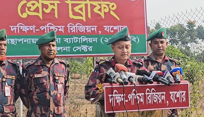 ‘দেশের দক্ষিণ-পশ্চিমাঞ্চলে ৩৬ প্লাটুন বিজিবি মোতায়েন করা হবে’